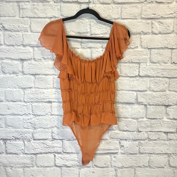 Free people Juliet orange ruffled bodysuit size small - Picture 2 of 5
